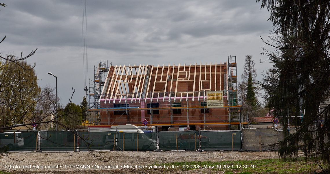 31.03.2023 - Baustelle zu einem Mehrfamilienhaus in der Niederalmstraße 16